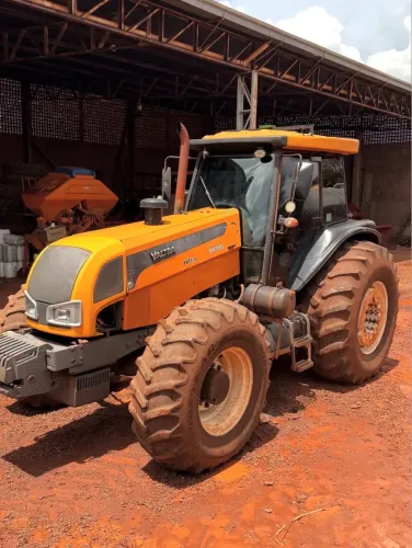 ? TRATOR VALTRA A950R 4x4 (95cv)