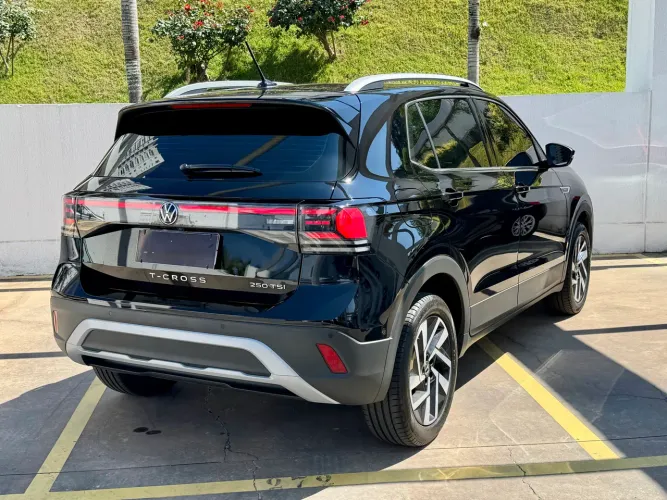 Volkswagen T-Cross Highline 1.4 TSI Flex 16V 5P AUT 2026