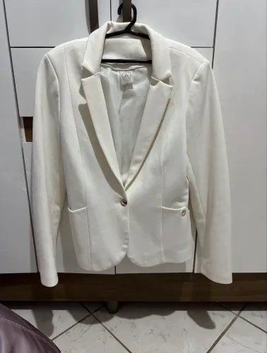 Blazer branco - nunca usado