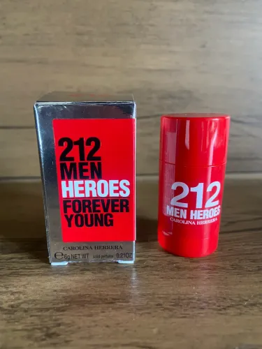Miniatura original perfume 212 Heroes Carolina Herrera