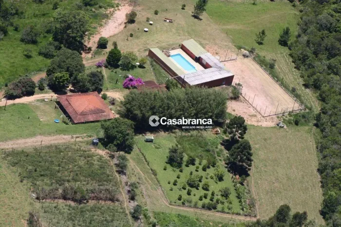 Sítio com 3 dormitórios à venda, 54000 m² por R$ 1.300.000,00 - Zona Rural - Pilar do Sul/
