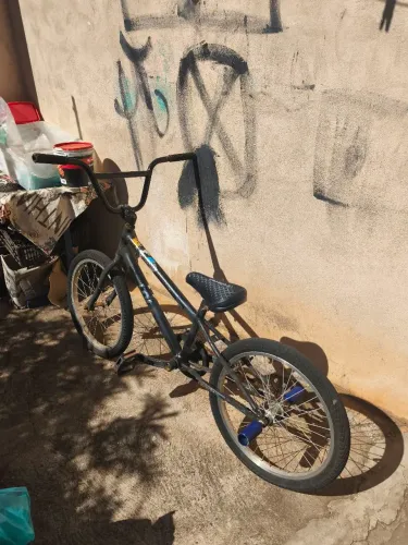 Bicicleta BMX aro 20