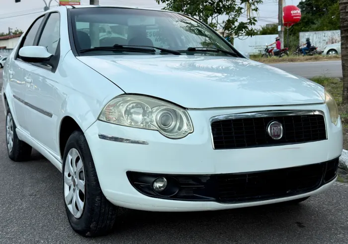 Fiat Siena Tetrafuel 1.4 MPI Fire Flex 8V 4P 2008