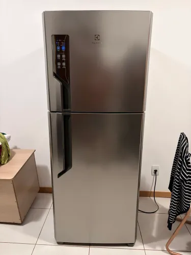 Geladeira frostfree Electrolux TF55S 431 litros 