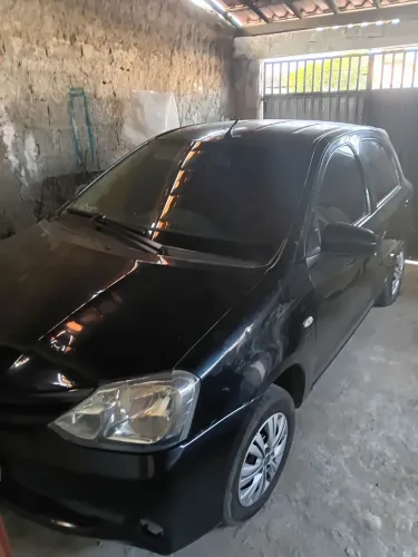 Toyota Etios X 1.3 Flex 16V 5P Mec. 2015