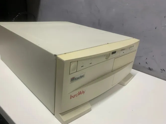 PC ANTIGO PENTIUM MMX 233 COMPLETO VINTAGE RETRÔ GABINETE ITAUTEC