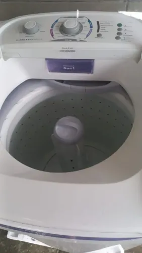 Vendo um máquina de lavar 15kg Electrolux cor Branca