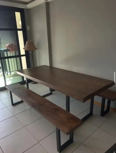 Mesa rústica