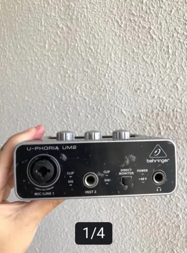 Interface Behringer U-Phoria UM2