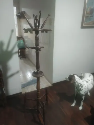 Móveis antigos
