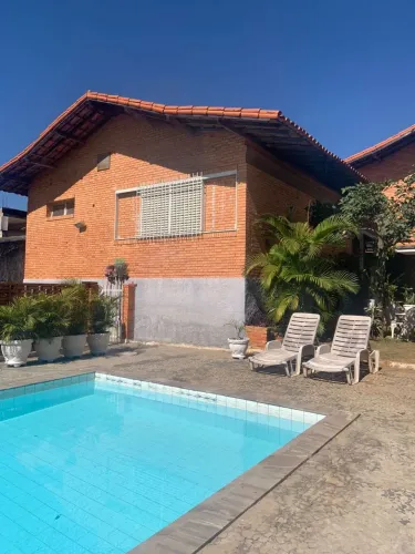 Aluguel de quarto para meninas tranquilas