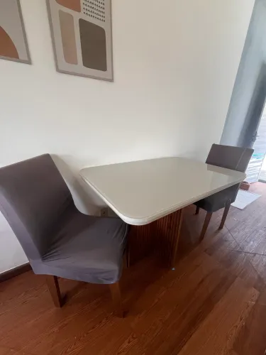 Mesa à venda