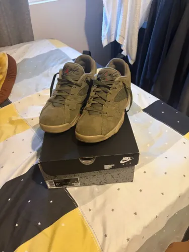 jordan mvp 92 medium olive tamanho 40