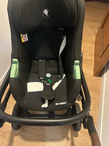 Carrinho para bebê completo 