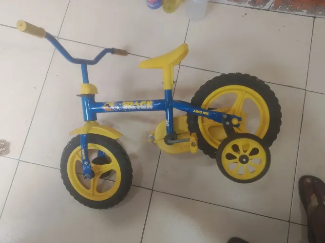 Bicicleta infantil.