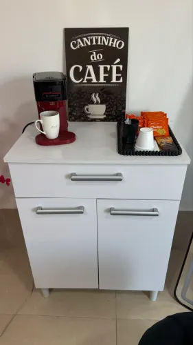 Cantinho do café armário multiuso