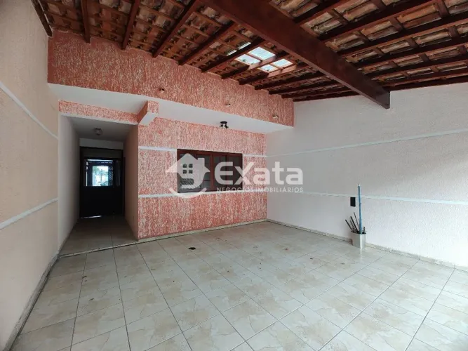 Casa Sobrado para Alugar - 3 Quartos e 1 Suíte - Jardim Prestes de Barros - Zona Leste - S