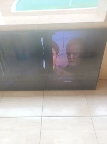 Vendo tv Samsung 55 polegadas com defeito na tela