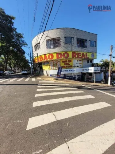 Apartamento com 2 dormitórios para alugar, 70 m² por R$ 1.701,00/mês - Centro - Paulínia/S