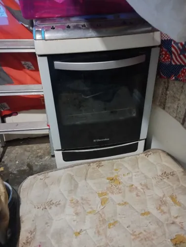 Fogão Electrolux p retirada de peças 