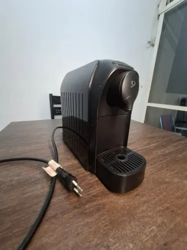 Cafeteira Três Corações + Kit limpeza