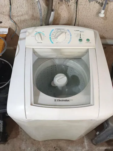 Máquina de lavar Eletrolux 9kg