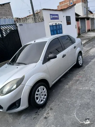 Ford Fiesta Sedan 1.0 8V Flex 4P 2012