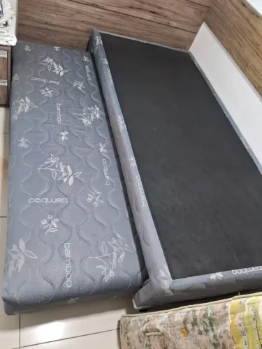 Cama Ortobom e cama auxiliar (88x188x37) Solteiro.