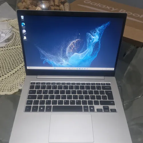 Notebook novo na caixa
