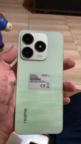 Realme C 63 