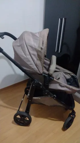 Carrinho de bebê + bebê conforto+ base para carro usado bem conservado $850 parcelo c/taxa
