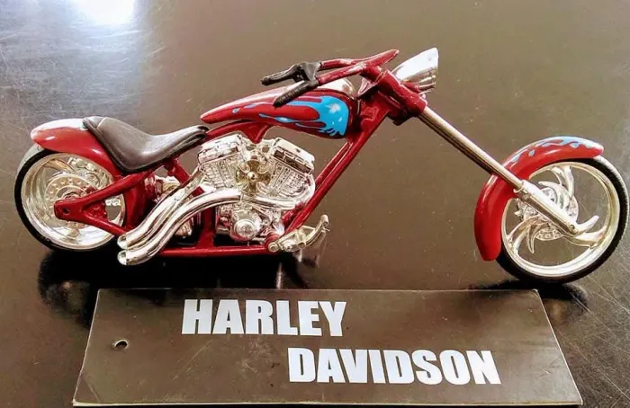 Miniatura Harley Davidson Chopper Big Bear