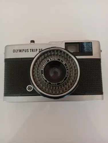 Camera Olympus trip 35