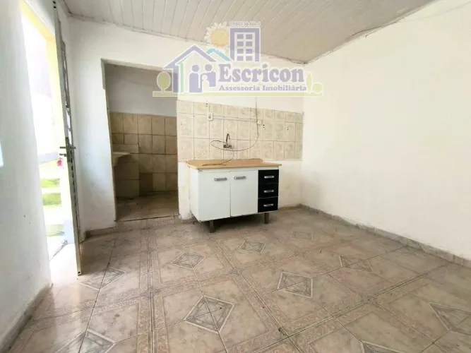 Ótima casa disponível para locação no bairro Parque São Rafael! Cômodos amplos e bem areja