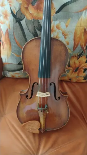 VIOLINO COPIA DO AMATI