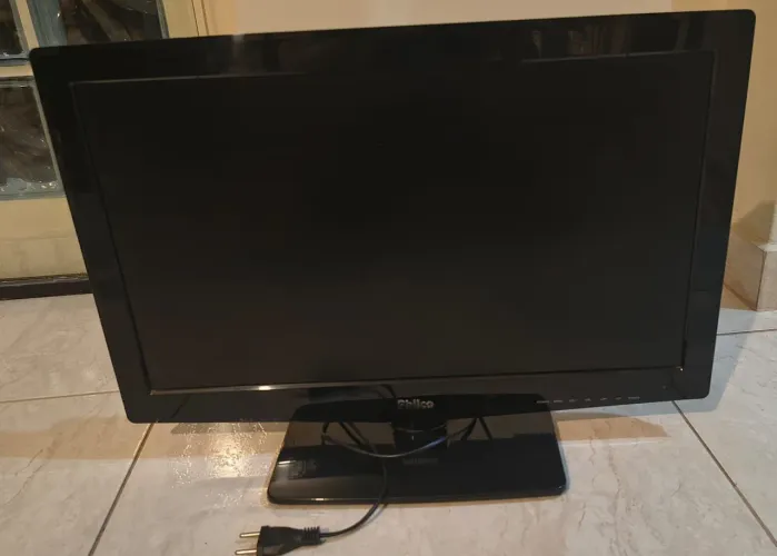 VENDO TV PHILCO 24 POLEGADAS