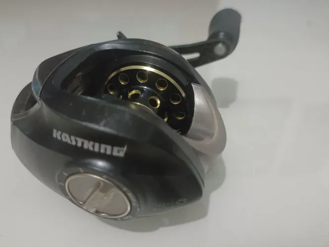 Carretilha Kasting Stealth DIREiTA