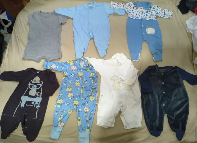 Lote menino muitas marcas e sapatinhos
