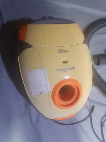 Vendo aspirador de pó Britânia