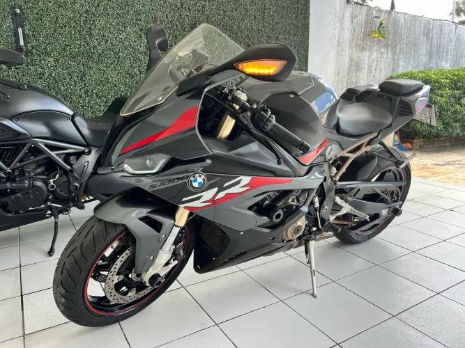 BMW S1000 RR 2022 - 3000km