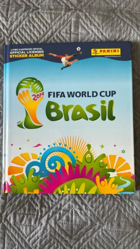 Álbum Copa 2014 - Brasil (capa dura e completo)