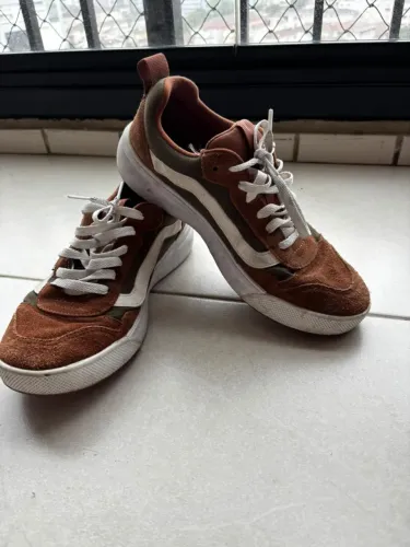 Tênis VANS Original - Esportivo, Confortável e Estiloso