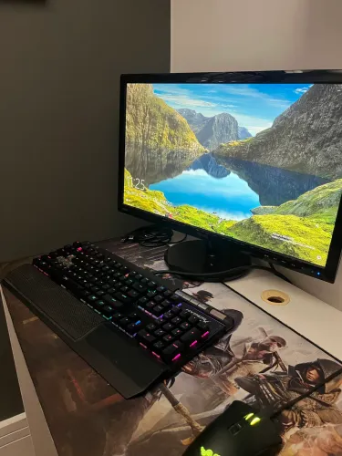 PC Gamer: i5 + GTX 1050 Ti + 16GB RAM + SSD + HD + Monitor ASUS 24