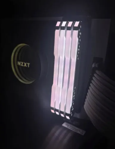 MEMÓRIA RAM CORSAIR VENGEANCE 2X32 3200MHZ