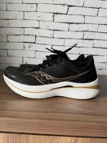 Tênis Saucony Endorphin Speed 3 42