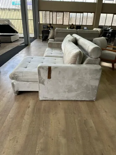 Sofá Retrátil Lobato 2,90m Oferta