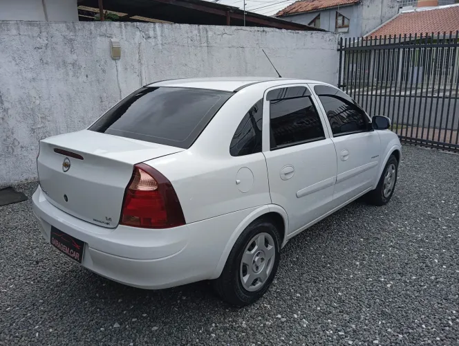 Chevrolet Corsa Sed. Premium 1.4 8V Econoflex 4P 2010