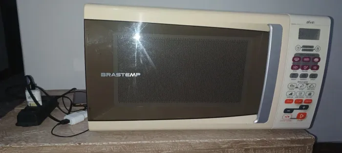 Forno microondas 30l Brastemp "NÃO FUNCIONA"