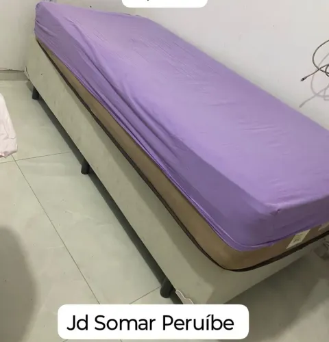 Cama box com colchão de mola