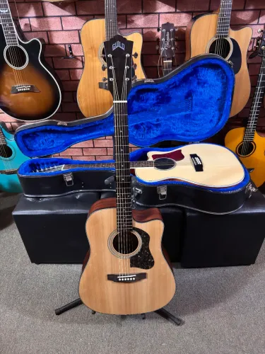 Violão Guild novo D340ce elétrico folk tampo sólido regulado cordas elixir novas